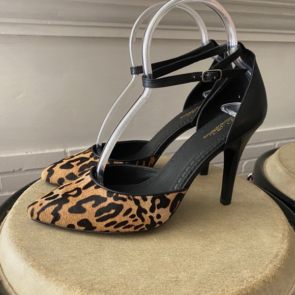 NEW BROOKS BROTHERS LEOP BLACK LEATHER PUMPS HEELS - Picture 3 of 9